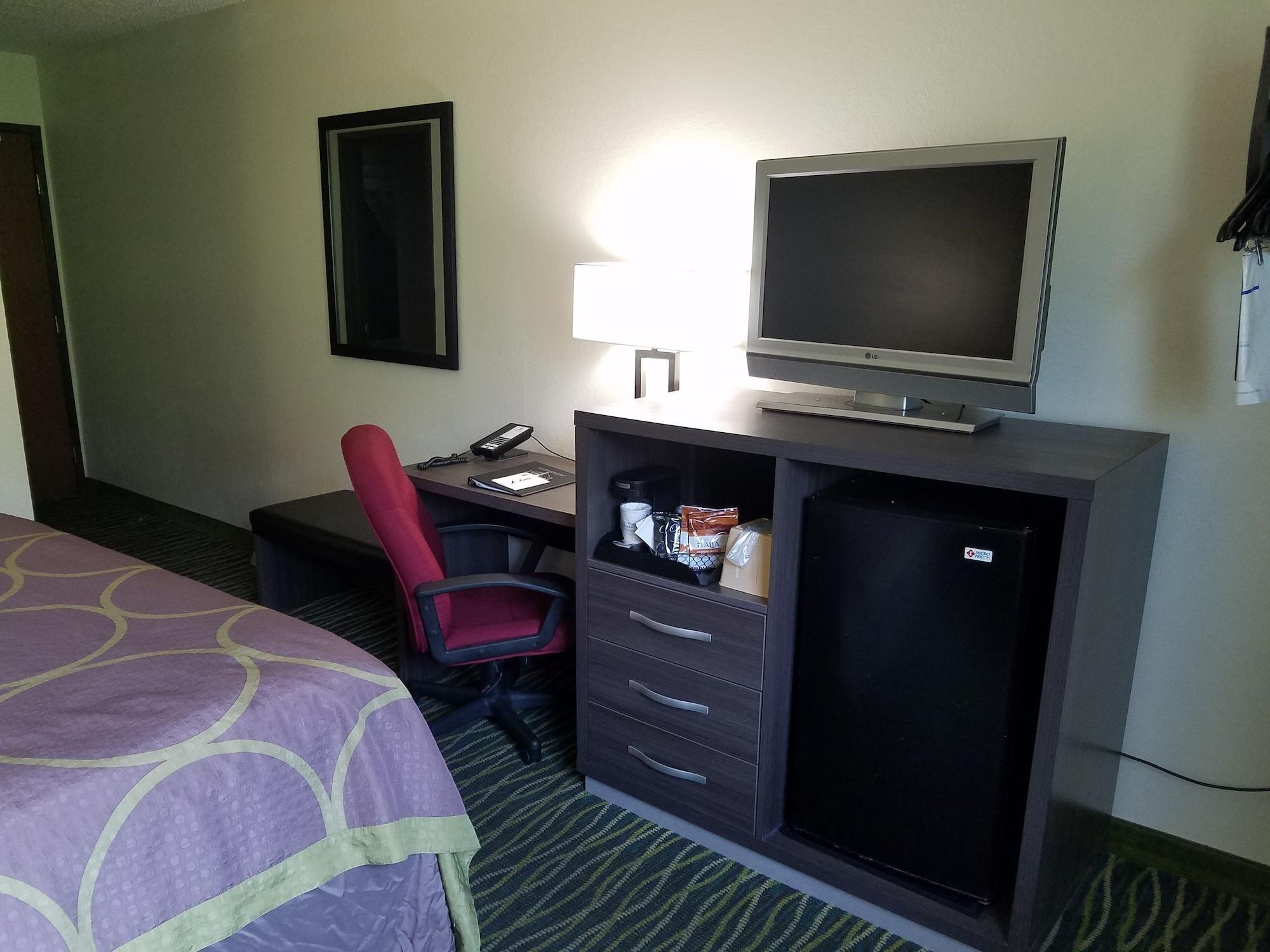 Super 8 By Wyndham Independence Kansas City Zewnętrze zdjęcie